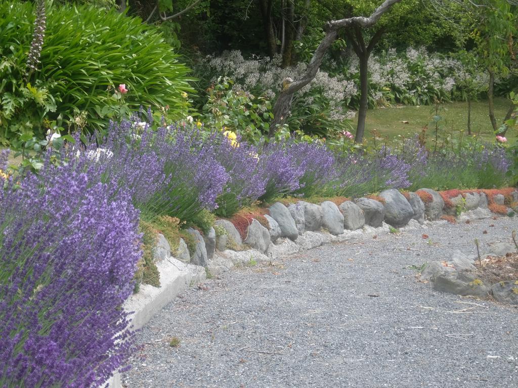 The Point B&B Kaikoura Ngoại thất bức ảnh