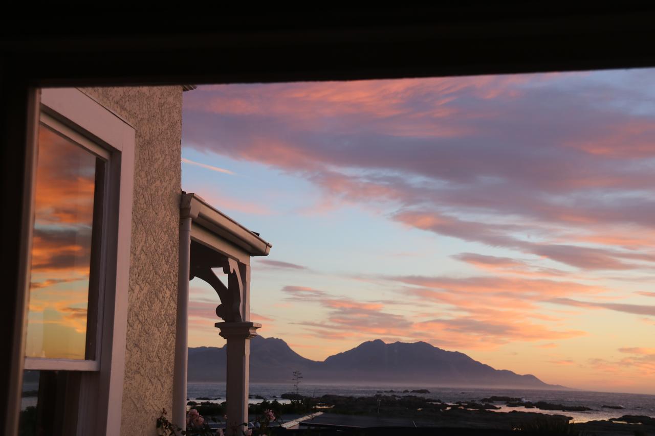 The Point B&B Kaikoura Ngoại thất bức ảnh