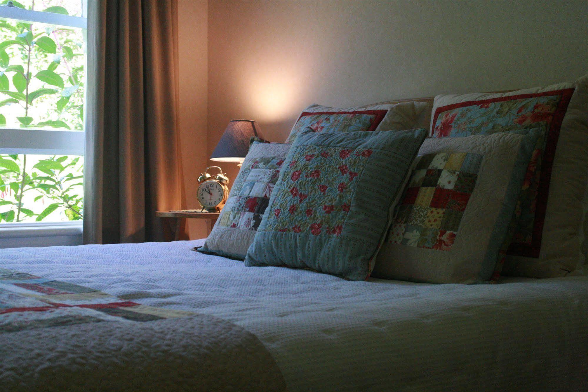 The Point B&B Kaikoura Ngoại thất bức ảnh