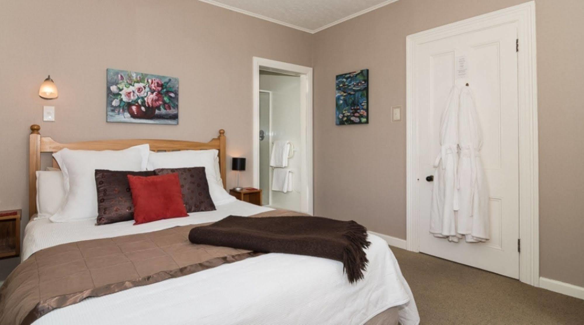 The Point B&B Kaikoura Ngoại thất bức ảnh