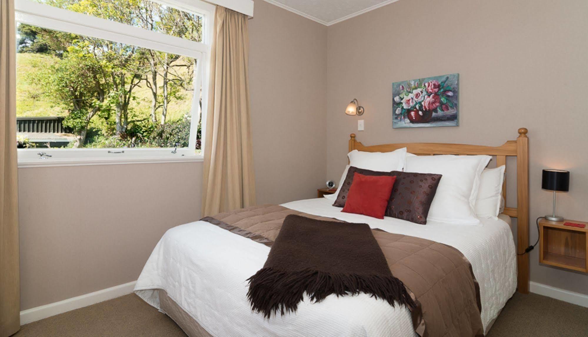 The Point B&B Kaikoura Ngoại thất bức ảnh